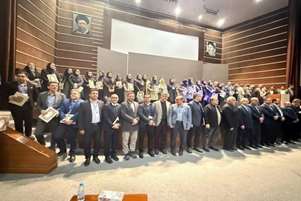 گرامیداشت روز پژوهش ۱۴۰۴؛ افتخارآفرینی پژوهشگران دانشکده داروسازی شیراز در سطح دانشگاه
