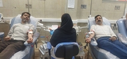 اهدا خون توسط کارکنان داروخانه‌های آموزشی دانشکده داروسازی